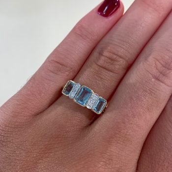 9ct Yellow Gold Vintage Style Blue Topaz and Diamond 5 Stone Ring