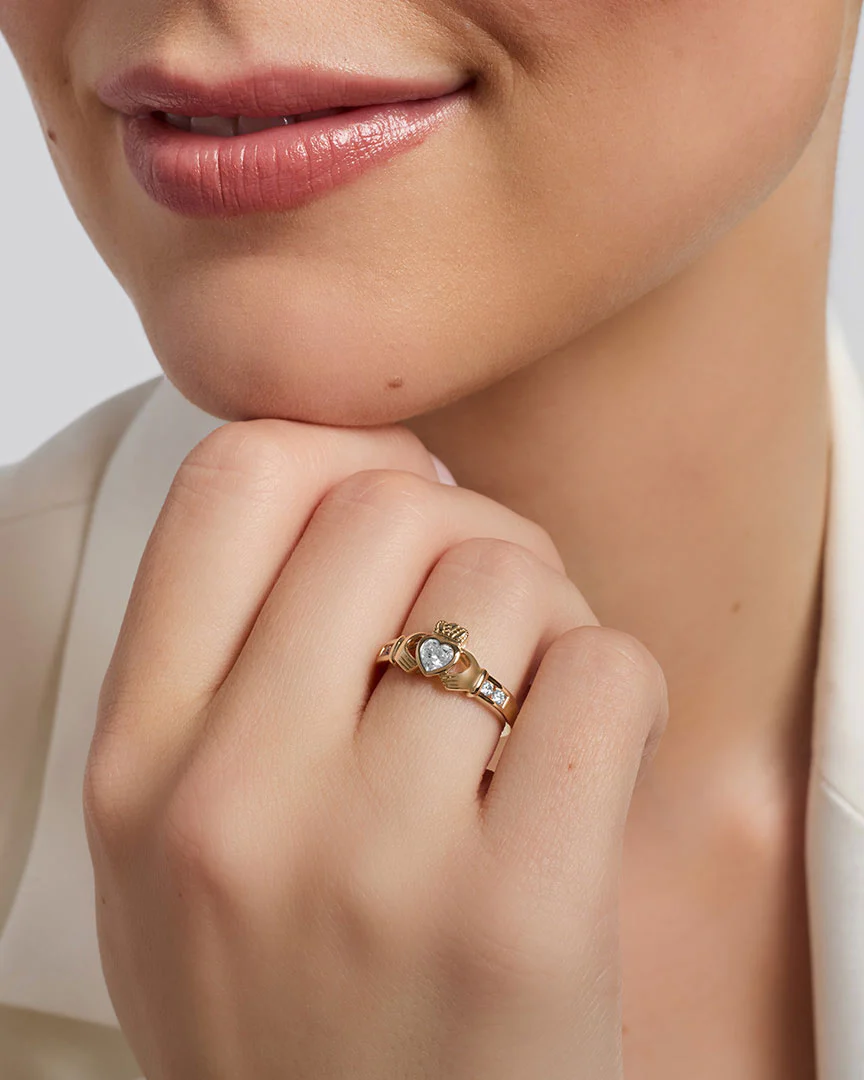 9ct Yellow Gold Cubic Zirconia Claddagh Ring