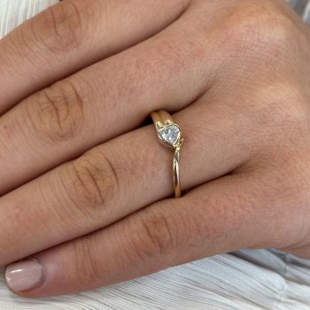 9ct Yellow Gold Cubic Zirconia Heart Ring