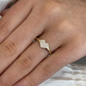 9ct Yellow Gold Cubic Zirconia Heart Signet Ring