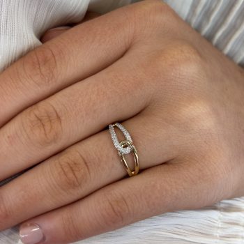 9ct Yellow Gold Double Link Cubic Zirconia Dress Ring