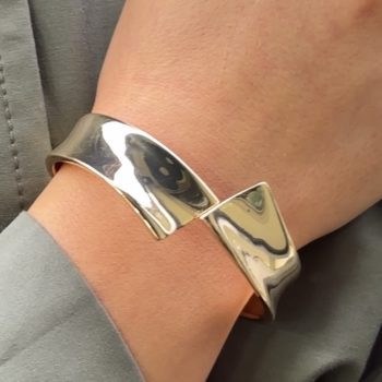 Absolute Gold Chunky Bow Bangle