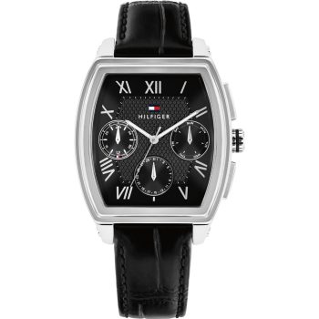 Tommy Hilfiger Gents Rectanular Black Leather Strap Watch